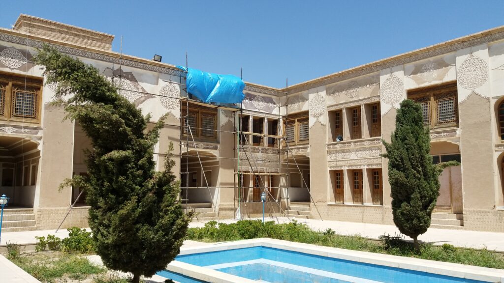 20180829_123932Emarat_Mosakhani_Shahr_babak